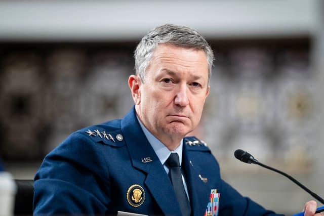 El general Dan Caine, presidente del Estado Mayor Conjunto, rinde testimonio en el Capitolio, en Washington, el 30 de abril de 2026. (Madalina Kilroy/The Epoch Times)

