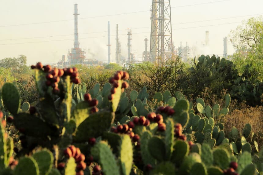 Vista general de la refinería el 22 de enero de 2019 en Tula, México. (Héctor Vivas/Getty Images)