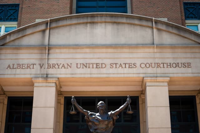 Corte estadounidense Albert V. Bryan en Alexandria, Virginia, el 29 de mayo de 2026. (Madalina Kilroy/The Epoch Times).