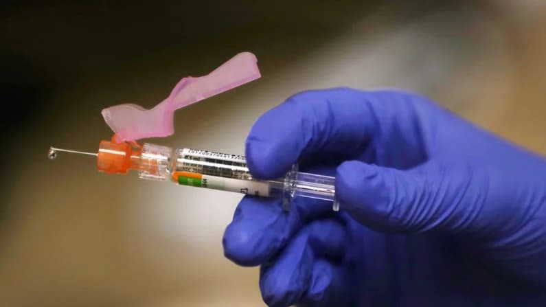 Grupos de médicos dan recomendaciones de vacunas para otoño e invierno