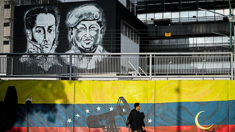 El gobierno venezolano pide poner fin a las sanciones pese a las medidas de alivio