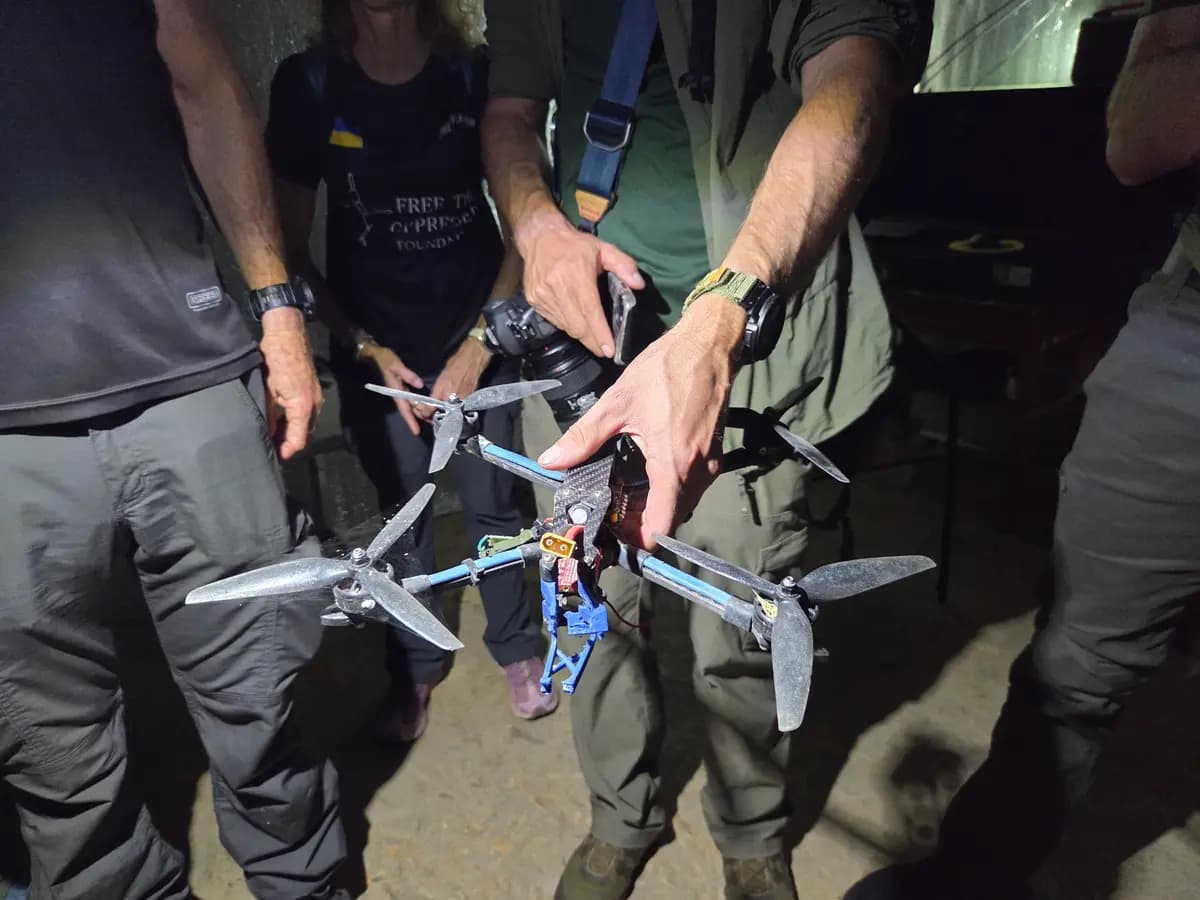 <em>La guerra moderna depende cada vez más de los drones, y gran parte de la tecnología de las armas rusas proviene de China. (Cortesía de Antonio Graceffo).</em>