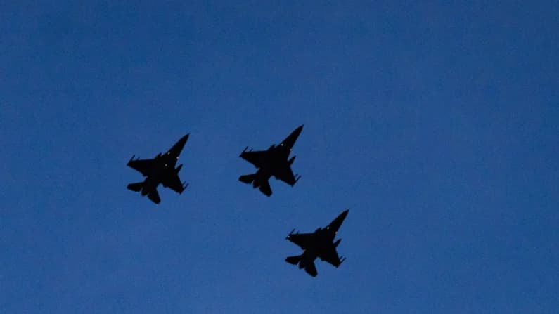 Nuevo misil AIM-424 Malice de la Armada de EE. UU., contrarrestando la creciente potencia aérea de China