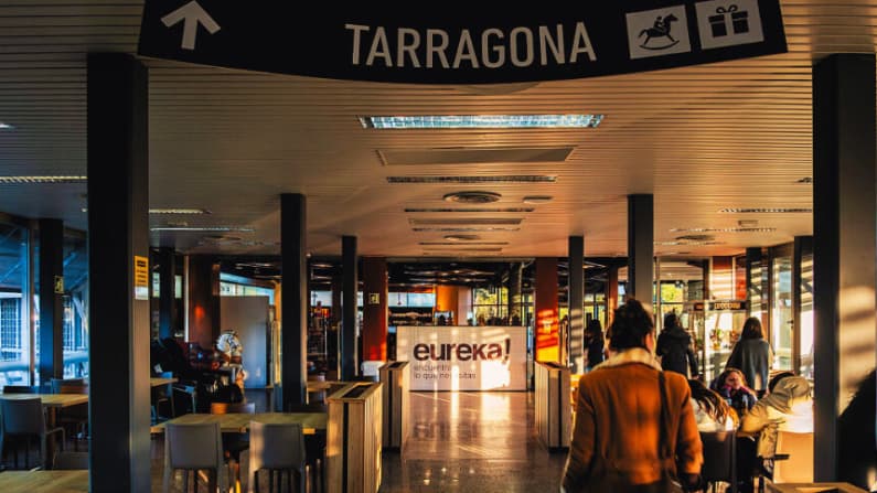 Víctimas eran captadas en Colombia y llevadas a España para someterlas a explotación laboral