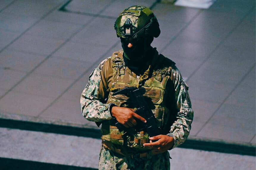Ecuador intercepta cuatro toneladas de droga antes de que fueran cargadas en lanchas