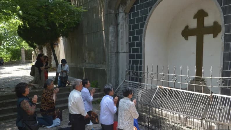China ataca a los abogados para silenciar a los grupos religiosos