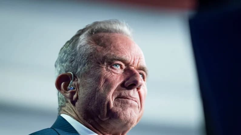 RFK Jr. dice que se desconocen los verdaderos riesgos de las vacunas