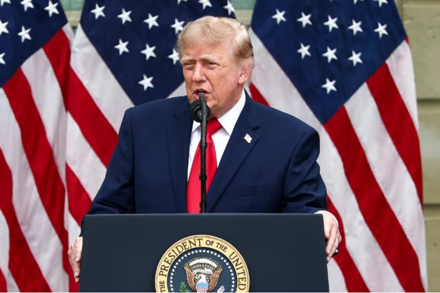 Los 50 estados se suman al programa de precios de medicamentos de Medicaid: Trump