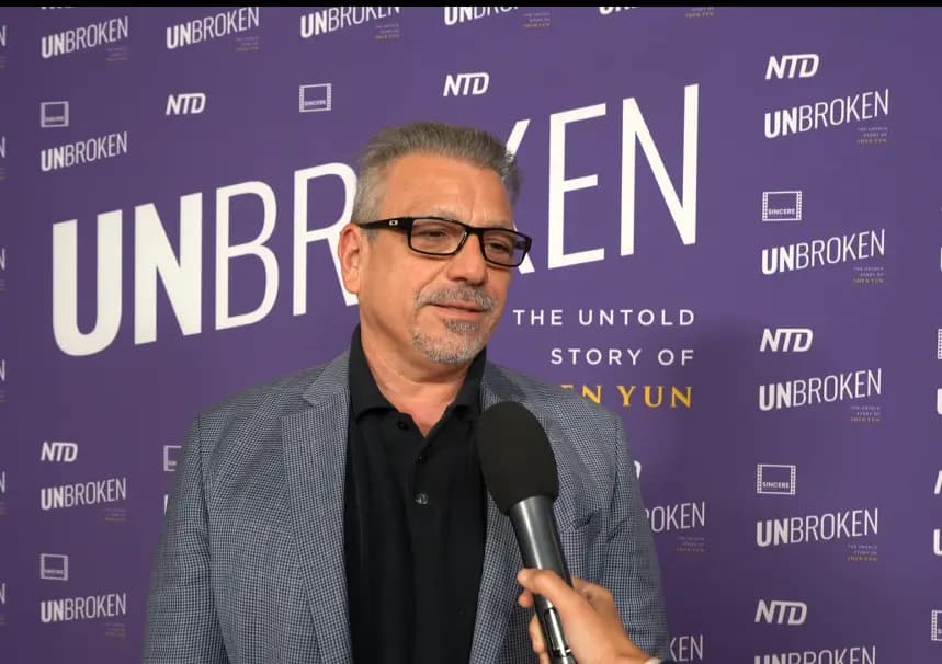 El podcaster Terry Newsome dijo que el documental le despertó el interés por ver Shen Yun por primera vez. (NTD)