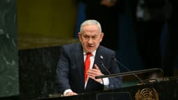 Netanyahu se reunió en secreto con representantes árabes en EAU, según funcionarios israelíes