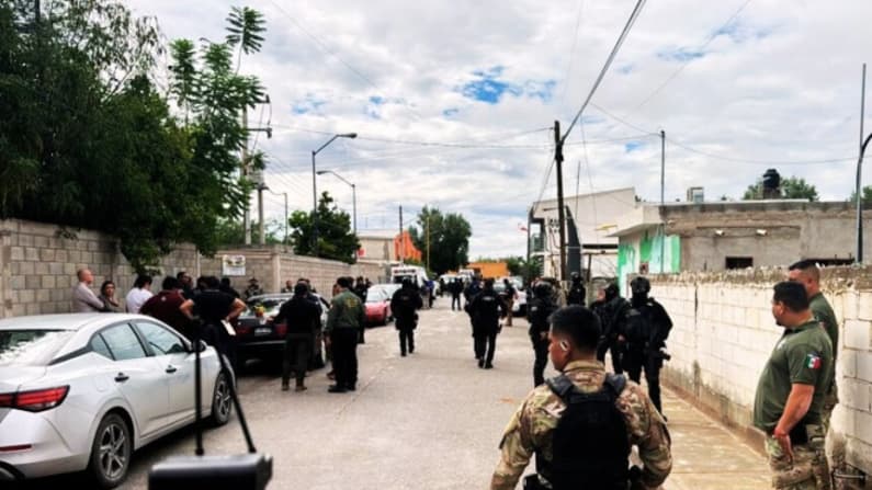 Dos exalumnos atacan secundaria en Coahuila: Muere la subdirectora y hay 3 heridos