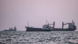 Grupo advierte sobre probabilidad de que barcos que transitan estrecho de Ormuz sufran acciones hostiles