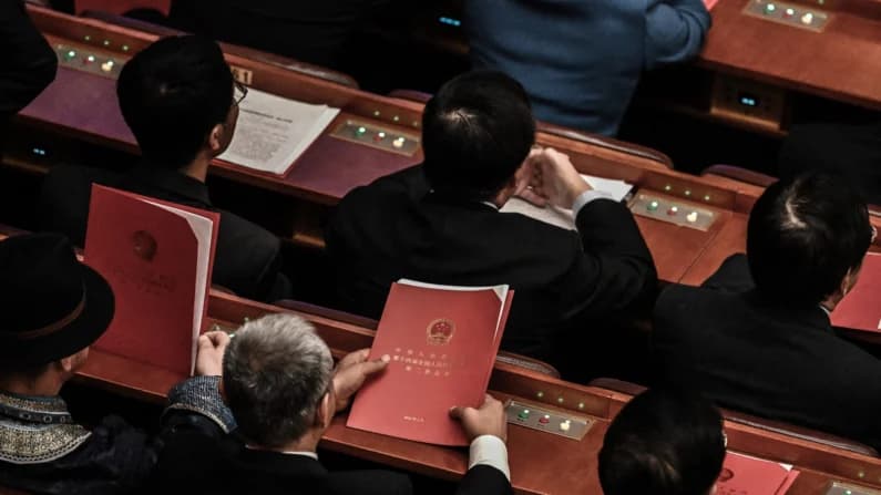 Universidad china despide a profesora de derecho por cuestionar al liderazgo del PCCh