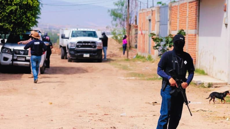 Detienen a médico mexicano por la muerte de ocho pacientes tratados con soluciones vitaminadas