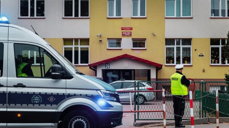 Un muerto y dos heridos deja otro ataque con cuchillo en una escuela de Polonia