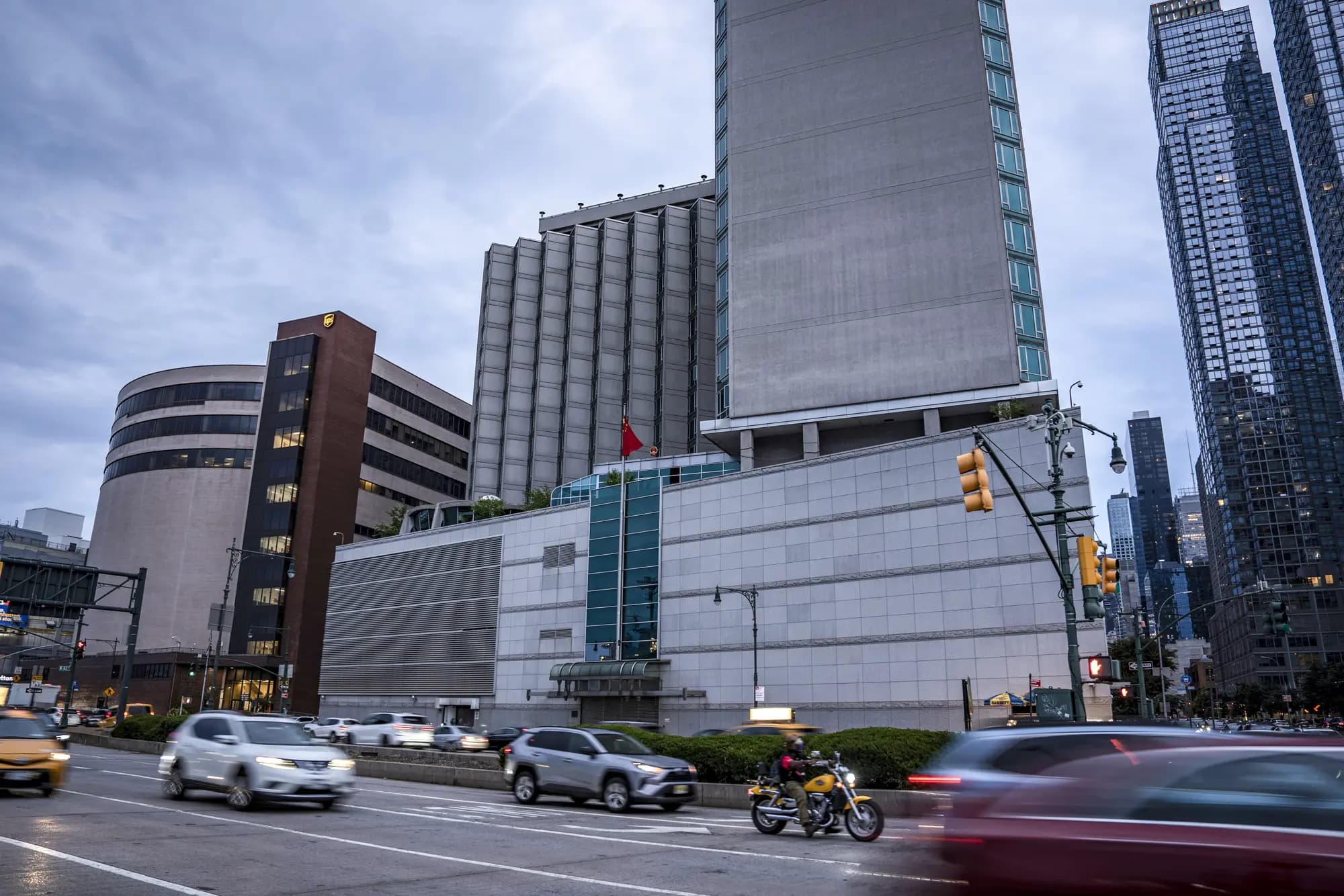 <em>El consulado chino en la ciudad de Nueva York, 20 de julio de 2024. (Samira Bouaou/The Epoch Times).</em>