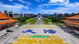 Miles de personas en Taiwán rinden homenaje visual a la fe perseguida en China