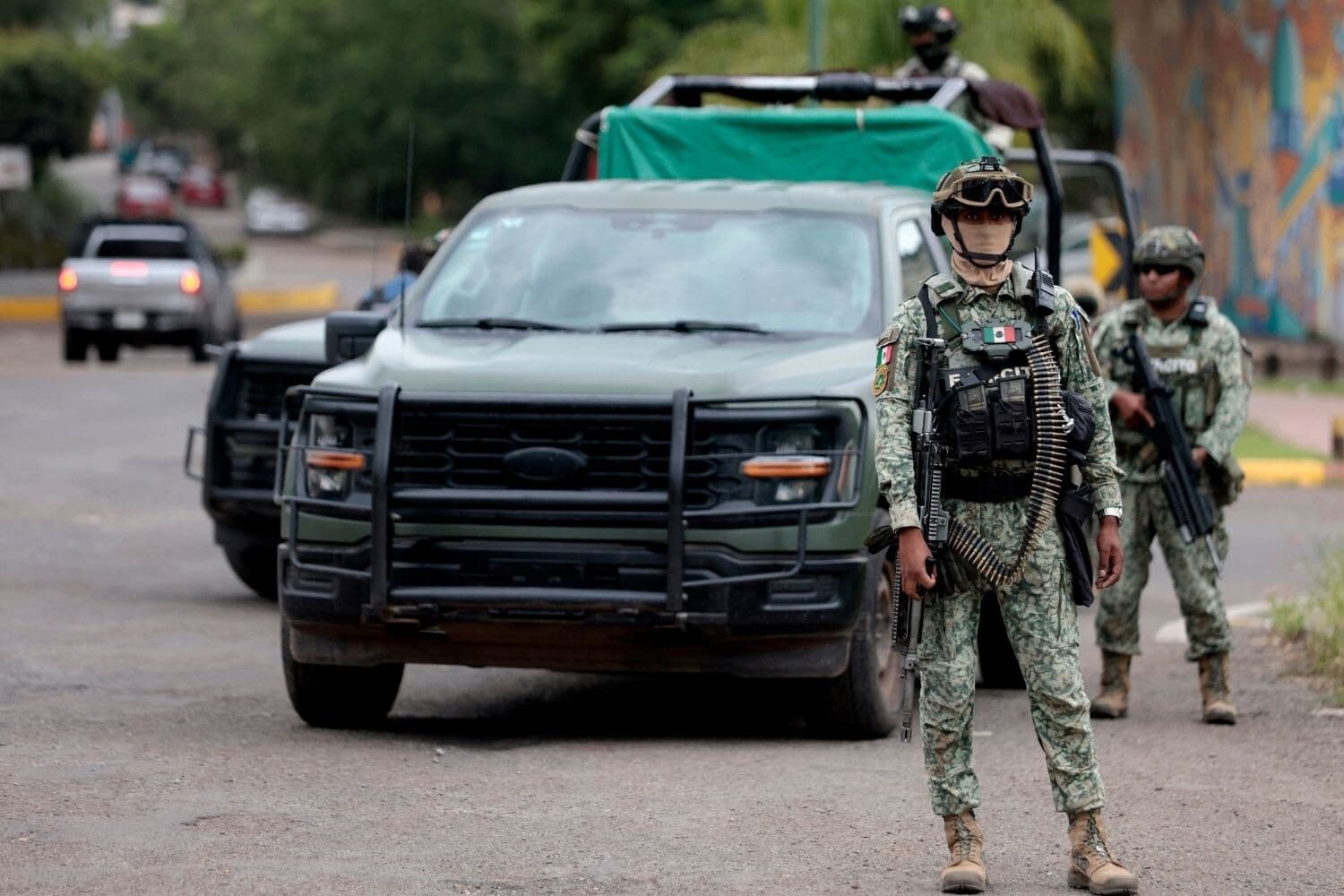 Imagen ilustrativa: Elementos del Ejército Mexicano aseguran la zona donde el líder del Cártel Jalisco Nueva Generación (CJNG) conocido como "R1" fue capturado en Atotonilco el Alto, estado de Jalisco, México, el 30 de julio de 2026. (ULISES RUIZ / AFP vía Getty Images)
