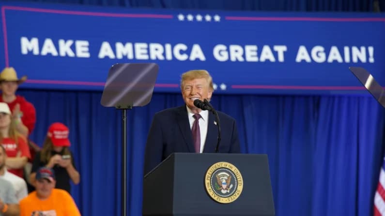 Trump cancela mítines presenciales y apuesta por eventos telefónicos para las elecciones