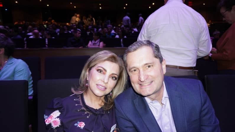 “La bondad va a regresar”, dice matrimonio que disfrutó Shen Yun 2024 en Guadalajara