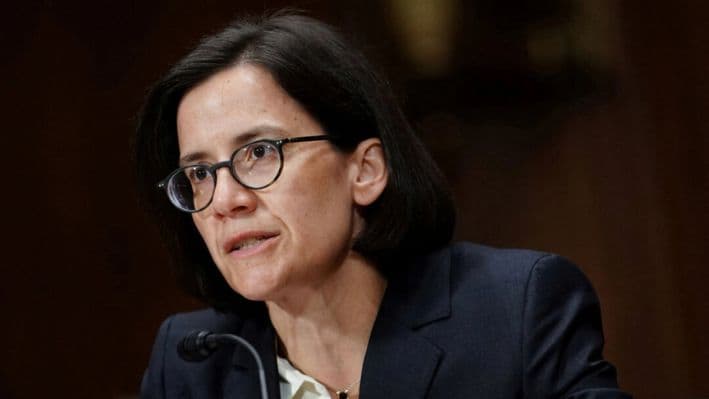 DOJ denuncia mala conducta de jueza que supervisa impugnación de prohibición militar a personas transgénero