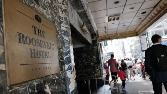 NYC demanda al gob. de Trump por rescindir de 80.5 millones para inmigrantes ilegales