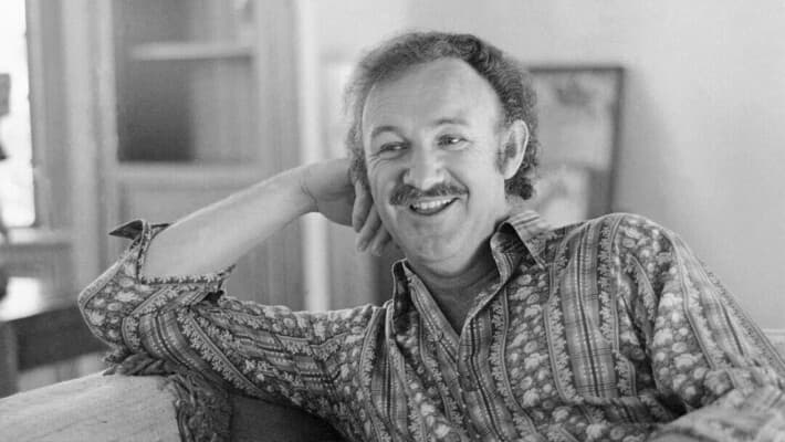 El actor Gene Hackman reacciona durante una entrevista el 24 de marzo de 1972. (George Brich/AP Photo)