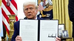 Trump firma una orden ejecutiva para permitir que la OMB supervise a agencias independientes