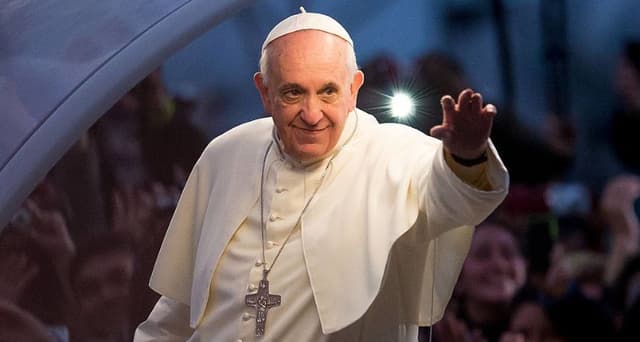 El papa da mensaje de esperanza ante la fragilidad en Miércoles de Ceniza