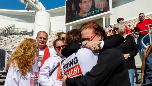 Israel y Hamás reanudan negociaciones con el alto el fuego a punto de expirar