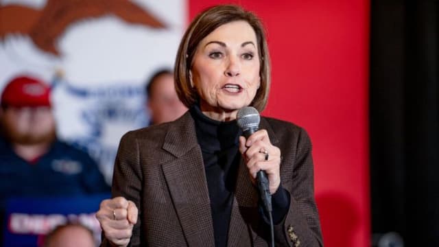 Iowa elimina la identidad de género como clase especial protegida