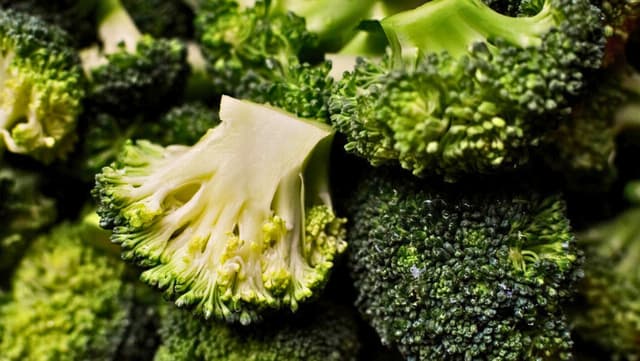Como un compuesto del brócoli se convirtió en héroe del autismo