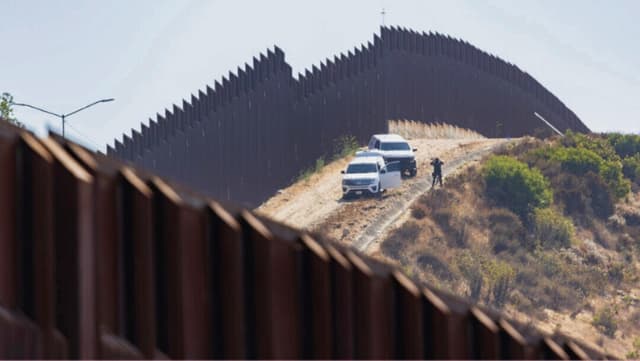 Globo de vigilancia de la patrulla fronteriza recorre 600 millas por Texas sin control