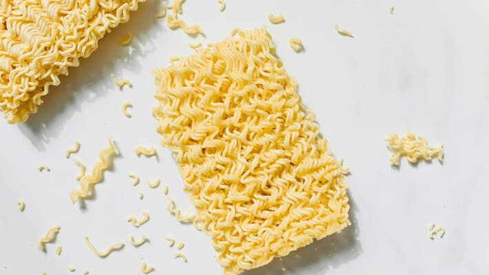 Ciertos alimentos pueden dañar su concentración así como su lucidez mental, es por ello que debe prestar atención a sus hábitos alimenticios. Imagen ilustrativa: (Pexels/Polina Tankilevitch)