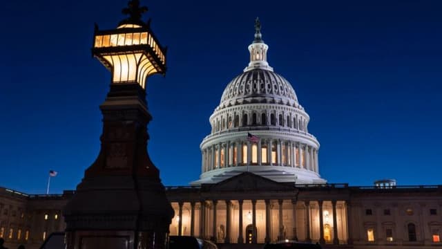 Republicanos de la Cámara revelan una resolución de gastos y Trump expresa su apoyo