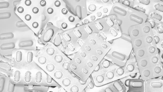 Las advertencias sobre medicamentos que quizá nunca verá, hasta que sea demasiado tarde