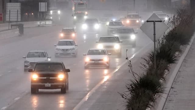 Tragedia en Texas: Tormenta eléctrica vuelca casa rodante, dejando un muerto y tres heridos