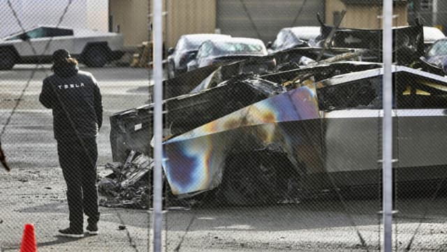 Se investiga el incendio que dañó 4 Tesla Cybertrucks en Seattle