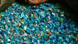 Los microplásticos en el medio ambiente pueden alimentar la resistencia a los antibióticos