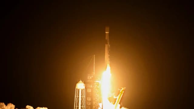 Proyecto de ley CAPE busca trasladar la sede de la NASA al estado del sol