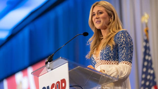 Administración Trump investiga supuesta discriminación contra atletas femeninas en California