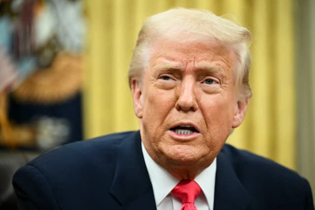 Trump ofrece información actualizada sobre la publicación de archivos clasificados de Epstein y JFK