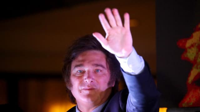 Argentina decreta privatización total del servicio de rampas aéreas