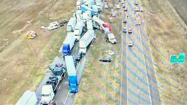 Choque múltiple en la autopista de Kansas revela el peligro mortal de las tormentas de polvo