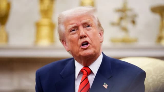 En campaña en redes sociales, Trump llama a los inmigrantes ilegales a autodeportarse