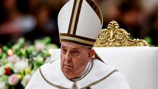 El Vaticano confirma que el Papa Francisco ya no usa ventilador mecánico por mejora en su salud