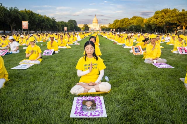 La policía china continúa reprimiendo a los practicantes de Falun Gong por mantener su fe