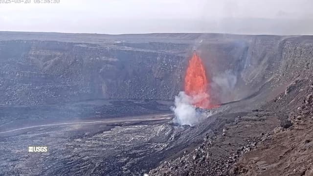 Erupción esporádica del volcán Kilauea se reanuda en Hawái mientras brota lava de la cumbre