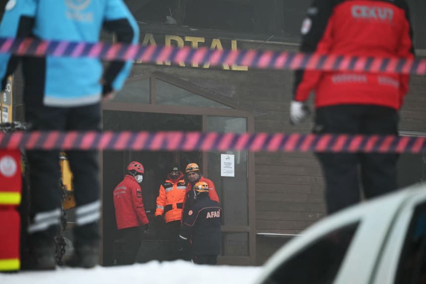 Dos muertos y tres heridos en un incendio en un hotel turco cerrado por temas de seguridad