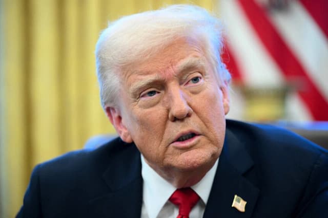 Comisionados de la FTC despedidos demandan a Trump y alegan que su remoción fue ilegal